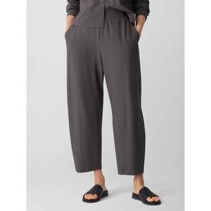 NEW EILEEN FISHER women's ankle barrel pant in black